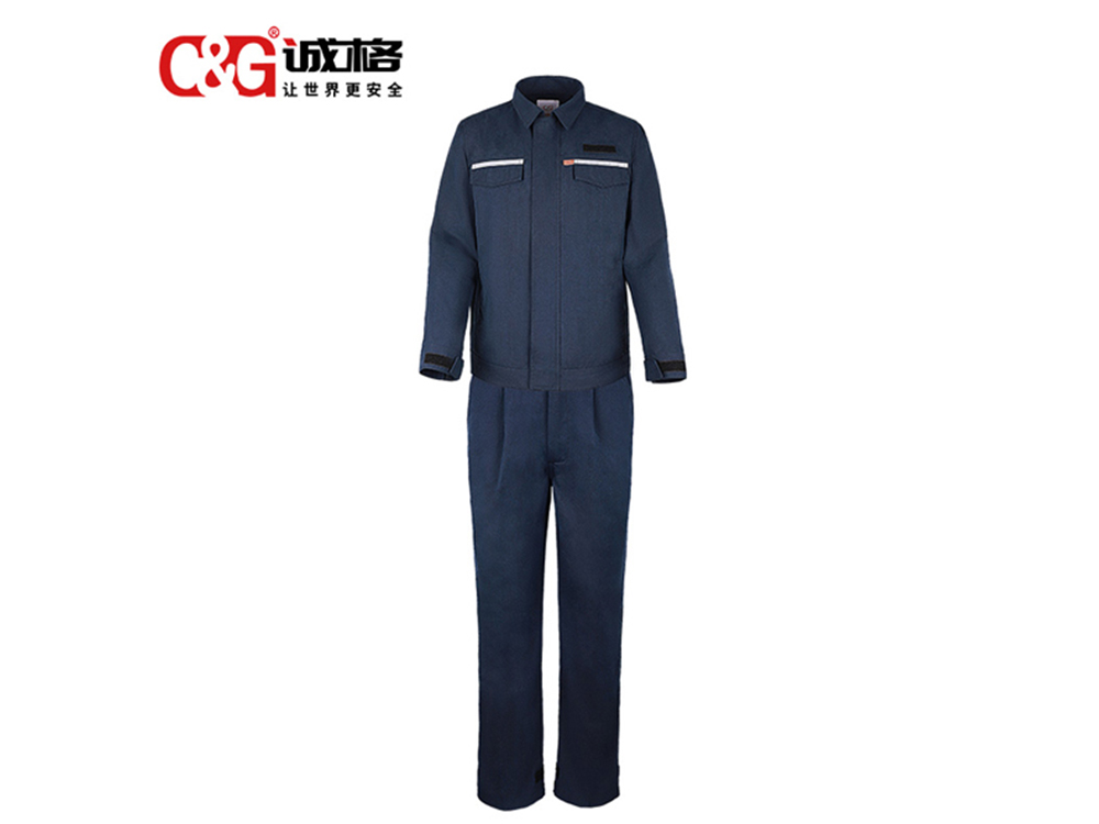 40cal防電（diàn）弧服：高電壓作業的（de）堅實防護屏（píng）障
