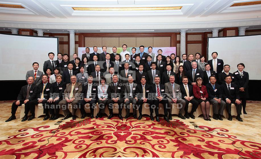 上海妖精影院總經理參加杜邦2011年頒獎晚會